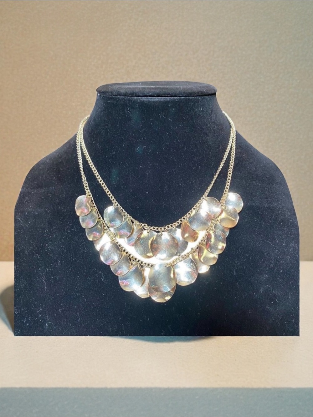 Circle Disk Dangling Statement Bib Necklace